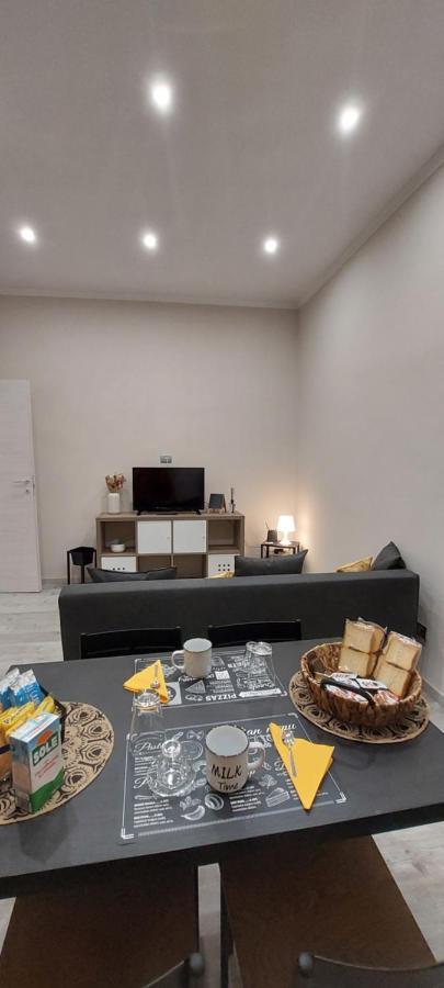 Cortile Gallinaccio คาตาเนีย ภายนอก รูปภาพ